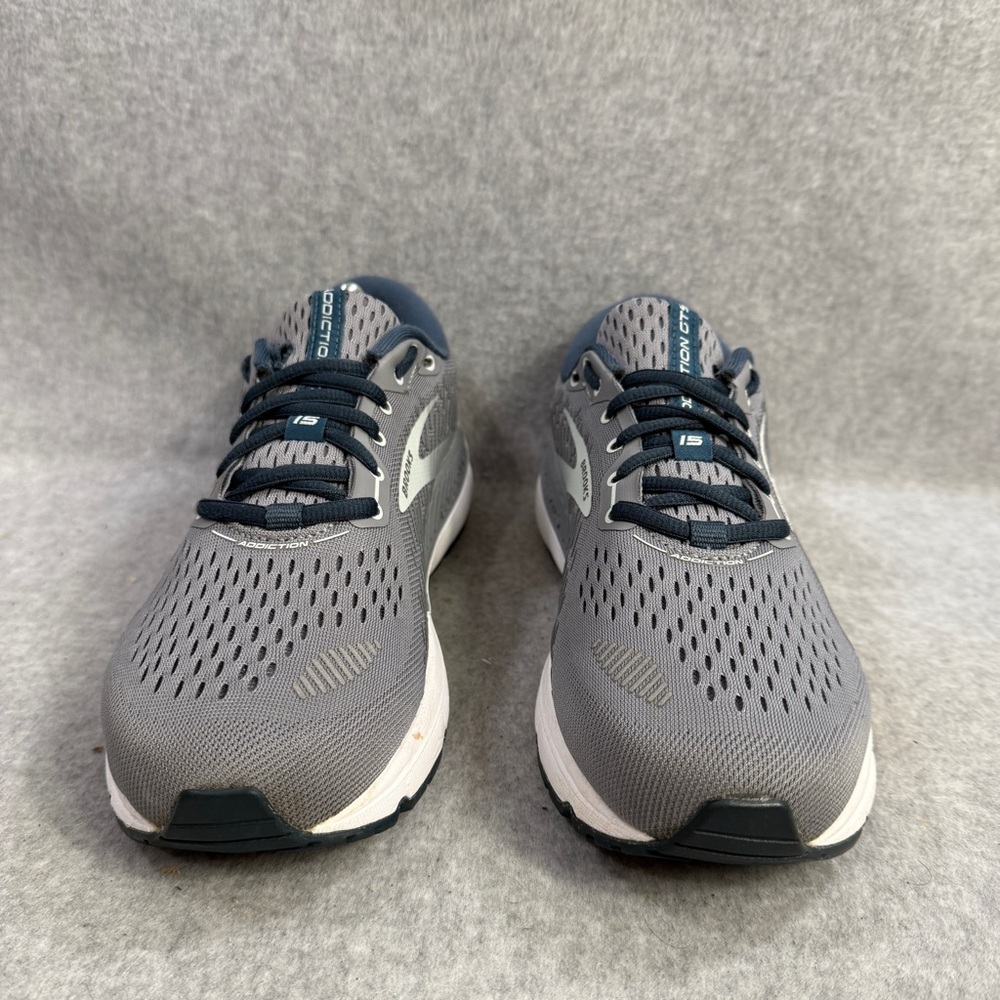 Brooks Gray Athletic Shoes - Picture 2 of 10